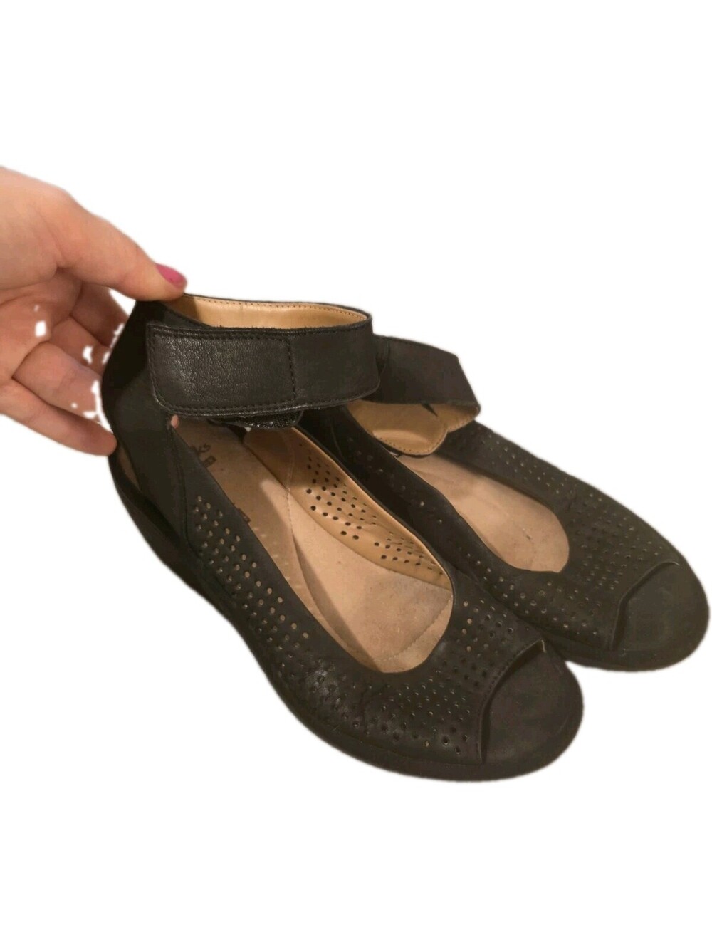Clarks Womens Reedly Salene Wedge Sandals 6 M Black leather peep-toe Comfort